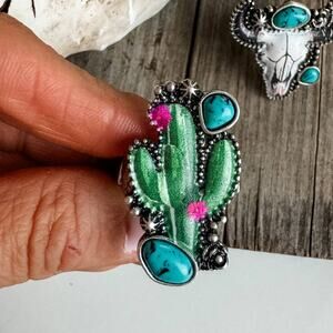 Western Pendant Adjustable Ring Cactus
